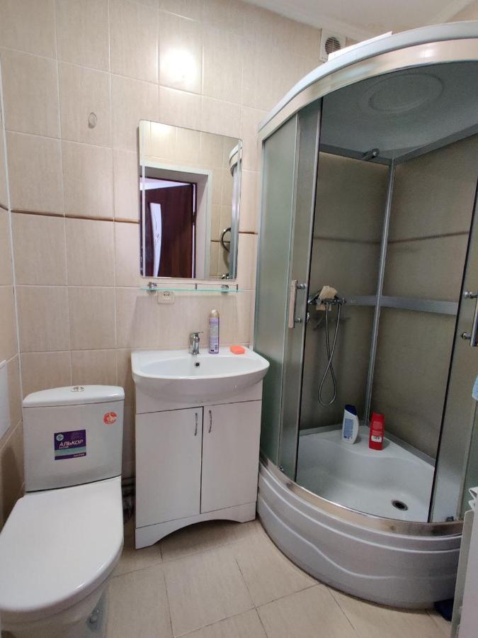 Комната В 4Х Комнатной Квартире Алматы Экстерьер фото